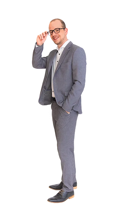 Matthias Kausel im Business Outfit