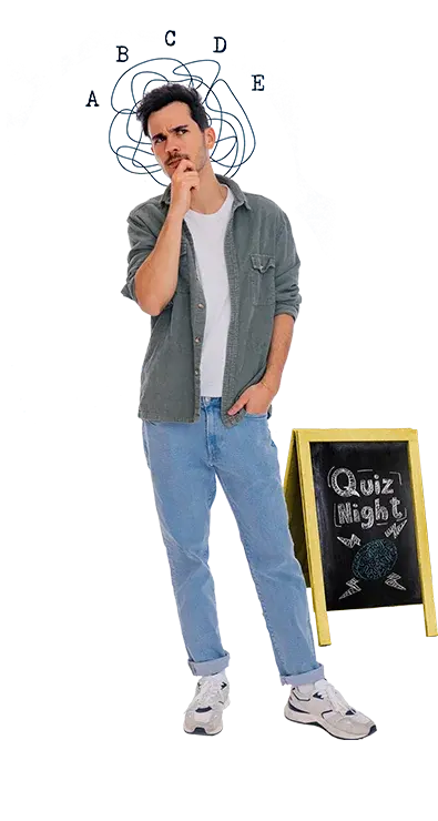 Jakob Schinagl denkt konzentriert nach, mit einem Finger am Kinn, im Hintergrund ein gezeichneter Denkprozess und ein Schild mit ‚Quiz Night' - neugierig, klug und immer für ein Rätsel zu haben.